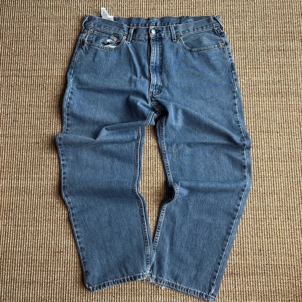 Men's Vintage Levi's 550s Size 38x30